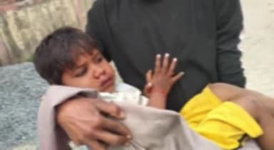 सवायजपुर: कनकापुर लाल गांव में बाइक की टक्कर से ढाई वर्षीय बच्चा हुआ घायल, बाइक चालक पर गाली गलौज का भी आरोप