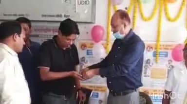 पटोरी: अनुमंडलीय अस्पताल पटोरी में अल्बेंडाजोल की गोली  खिलाकर कृमि मुक्त दिवस का किया गया उद्घाटन