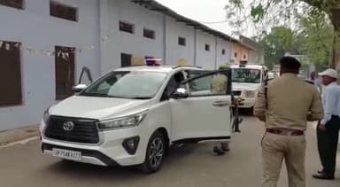 इटावा: जेल का औचक निरीक्षण करने पहुंचे डीएम व एसएसपी, अन्य वरिष्ठ अधिकारी रहे मौजूद