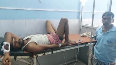 लखीसराय: बालगुदर गांव के समीप मुख्य सड़क पर अज्ञात वाहन की चपेट में आने से बाइक सवार हुआ जख्मी