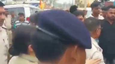 कांके: नामकुम थाना क्षेत्र में केतारी बगान के समीप जमीन के विवाद को लेकर हुई गोलीबारी, दो लोग घायल