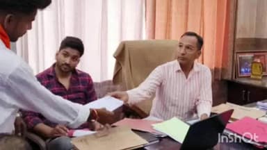 धौलपुर: कलेक्ट्रेट पर कायस्थ कल्याण बोर्ड के गठन के लिए सौंपा ज्ञापन