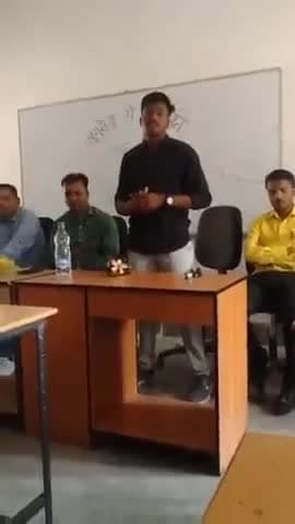 नरहरपुर: ग्राम दलदली  के अनिल यादव के मार्गदर्शन में सूर्यकांत कौशिक को मिली पदोन्नति!