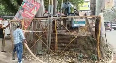 बहराइच: पानी टंकी चौराहे के पास ट्रांसफार्मर में लगी आग, फायर ब्रिगेड मौके पर पहुंची