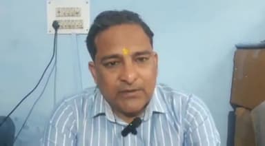 हरिद्वार: रानीपुर मोड़ पर आप पार्टी के महानगर अध्यक्ष अनिल सती ने कहा- शहर की सफाई व्यवस्था में नगर निगम हुआ फेल साबित