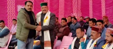 जलोग: BJP कार्यकर्ताओं ने निथर में नागरिक अभिनंदन समारोह का किया आयोजन, विधायक लोकिंद्र कुमार ने कार्यक्रम में की शिरकत