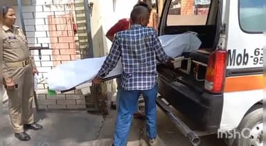 मुरादाबाद: सिविल लाइन थाना क्षेत्र में नशे की हालत में युवक ने ट्रेन से कटकर की आत्महत्या, पुलिस ने पोस्टमार्टम के लिए भेजा शव