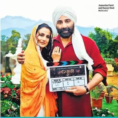 सनी देओल और अमीषा पटेल की फिल्म गदर 2 की शूटिंग खत्म हो चुकी है गदर2 की कहानी 1954 से 1971 के बीच की कहानी दिखाई जाएगी 15 अगस्त 2023 को रिलीज होगी