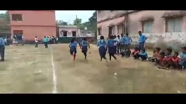 कतरीसराय: वादी गांव स्थित बीआरसी भवन में शनिवार से दक्ष प्रतियोगिता हुई शुरू, BDO ने प्रतियोगिता का किया शुभारंभ