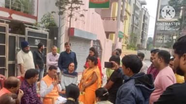 कांके: रांची सांसद संजय सेठ ने अपने आवास पर क्षेत्र के नागरिकों से की मुलाकात