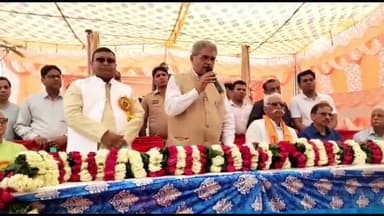 मुरादाबाद: यूपी सरकार में वन एवं पर्यावरण मंत्री डाक्टर अरुण कुमार सक्सेना पहुंचे मुरादाबाद मझोला में कार्यकर्ताओं के साथ की बैठक