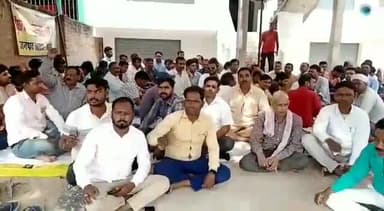 भदोही: भदोही में भी विजली कर्मियों ने कार्य बहिष्कार रविवार को लिया वापस