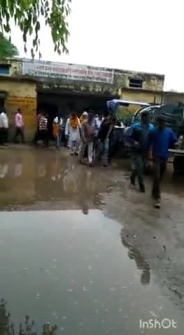 टूंडला: टूंडला और नगला सिंघी क्षेत्र में शांतिपूर्ण तरीके से संपन्न हुआ साधन सहकारी समिति के सभापति का चुनाव