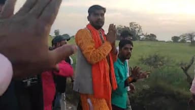 नागौद: बजरंग दल के जिला सुरक्षा प्रमुख वरुण गूजर का खैरुआ व चुरहाई गांव के ग्रामीणों ने किया स्वागत