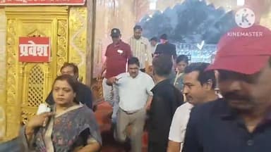 शाहगंज: नगर पालिका अध्यक्ष गीता जायसवाल ने रामलीला मैदान में पहुंचकर शाहगंज महोत्सव की तैयारियों का लिया जायजा