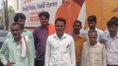 सहसवान: गांव सिर्की दम्मू के ग्रामीणों ने प्रधानमंत्री आवास योजना में अपात्रों को आवास देने के ग्राम प्रधान व सचिव पर लगाए आरोप