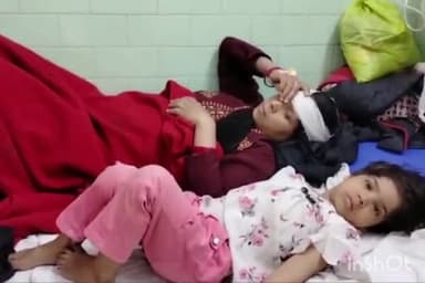 बरेली: थाना सीबीगंज क्षेत्र में रिश्तेदार महिला बच्ची समेत हमले में घायल, जिला अस्पताल में मां-बेटी दोनों को कराया भर्ती