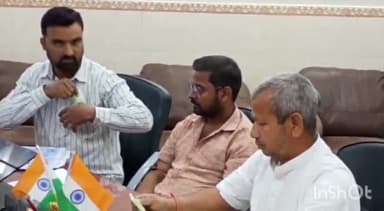 कटिहार: नगर निगम कार्यालय में महापौर ने जनता दरबार का किया आयोजन।