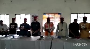 कटिहार: मिरचाईबाड़ी स्थित इंदिरा गांधी केंद्रीय पुस्तकालय सभागार में सुहृदय बर्बरीक काव्य संग्रह का हुआ विमोचन