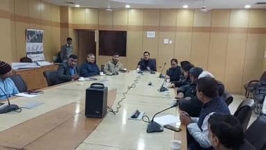 रोहतक: डीसी ने पोषण पकवाड़ा के मद्देनजर लघु सचिवालय स्थित सभागार में अधिकारियों के लिए बैठक
