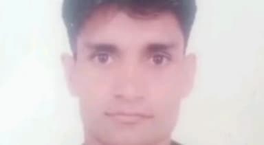 हसनपुर: हसनपुर-अमरोहा मार्ग पर आवारा सांड ने बाइक सवार पिता-पुत्र पर किया हमला, उपचार के दौरान बेटे की हुई मौत