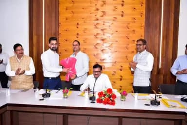 बरेली: जिलाधिकारी की अध्यक्षता में परसा खेड़ा में जिला उद्योग बंधु समिति की हुई बैठक