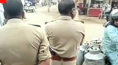 फरीदपुर: कस्बा भुता में खाद्य विभाग की टीम ने भरे दो मिठाई की दुकानों के सैंपल