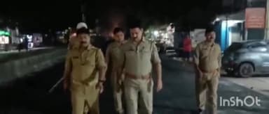 मोहम्मदी: शांति व्यवस्था बनाए रखने के दृष्टिगत पसगवां पुलिस ने थाने से चौराहे होते हुए मुख्य सड़कों पर की पैदल गश्त