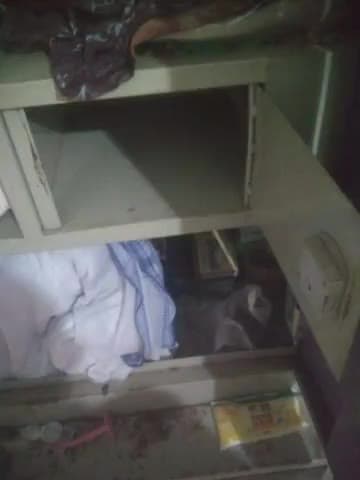 आरंग: कुरूद में घर का ताला तोड़कर अलमारी से नकदी व ज्वेलरी की हुई चोरी, आरंग पुलिस ने किया मामला दर्ज