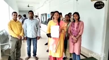 कटिहार: उच्चतर माध्यमिक अतिरिक्त शिक्षक संघ द्वारा कटिहार डीएम को सौंपा गया मांग पत्र