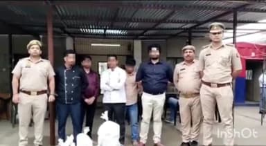 दादरी: सेक्टर 75 के निजी मॉल के रेस्टोरेंट में परोसी जा रही थी अवैध शराब 5 लोग गिरफ्तार अवैध शराब बरामद