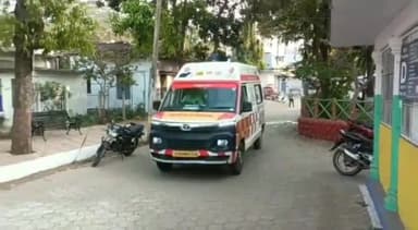 रहटगांव: ग्राम ढेकना के पास NH59 पर तेज रफ्तार कार अनियंत्रित होकर खाई में गिरी, 5 लोग हुए घायल