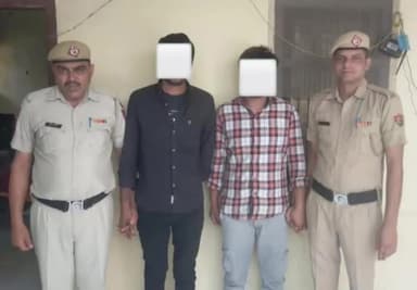 बहादुरगढ़: सेक्टर-9 चौकी पुलिस ने अवैध हथियार व दो जिंदा कारतूस के साथ दो आरोपियों को बालौर चुंगी से किया गिरफ्तार