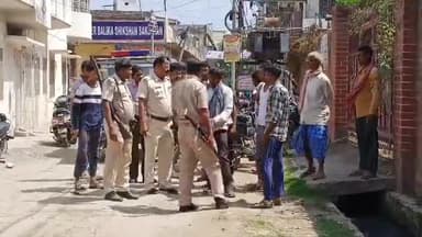 बेतिया: कमलनाथ नगर में दिन दहाड़े 49 हज़ार रुपए की छीनतई, पीड़ित ने थाना पहुंचकर लगाई न्याय की गुहार