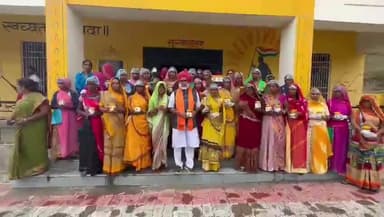 बड़गांव: चौकड़िया में प्रधानमंत्री वन धन योजना के तहत महिलाओं ने बनाएं घरेलू उत्पाद, विधायक ने महिलाओं को किया प्रोत्साहित