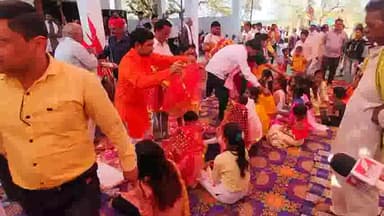 तेंदूखेड़ा: मटेना माता मंदिर में 1100 कन्याओं का हुआ पूजन,आशीर्वाद लेते हुए विनोद राय ने कन्या चौखट पूजन यात्रा की प्रारंभ