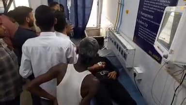 जमुई: लाली लेवार गांव में एक तेज रफ्तार बाइक सवार युवक ने पोल में मारा टक्कर हुआ घायल, सदर अस्पताल में भर्ती