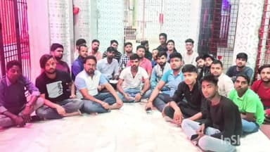 मानसी: मानसी काली मंदिर परिसर में समिति के सदस्यों की हुई बैठक