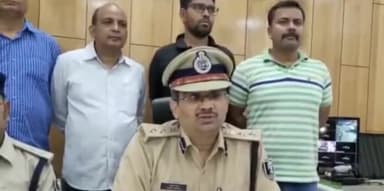 पटना ग्रामीण: एसएसपी कार्यालय में एसएसपी राजीव मिश्रा ने दी जानकारी, नप गए बिहटा थाना अध्यक्ष सरोवर खान