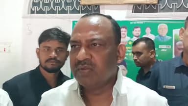 टनकुप्पा: टनकुप्पा के किसानों की मांग पर सरकार संवेदनशील, कृषि मंत्री ने ओलावृष्टि से हुई फसलों की क्षति पर मुआवज़े की घोषणा की