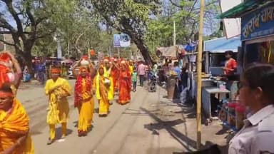 राजगीर: राजगीर हसनपुर स्थित तलाव सूर्य मंदिर से निकाली गई कलश शोभा यात्रा, एक हजार एक महिलाएं ने लिया हिस्सा