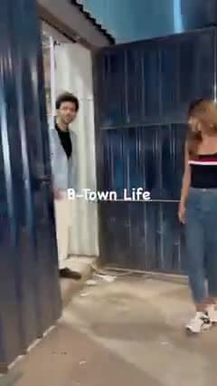 UrfiJaved #makeup #india #fashion #love #bollywoodstyle #kartikaaryan