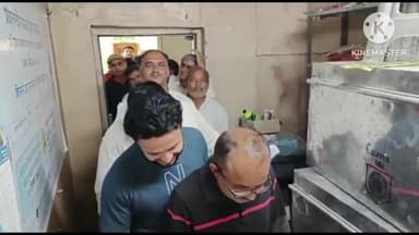 सोनीपत: फसल खराब होने की शिकायत को लेकर कृषि विभाग के कार्यालय पहुंचे किसान, की मुआवजे की मांग