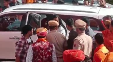 बड़गांव: पंडित धीरेन्द्र शास्त्री पहुंचे प्रताप गौरव केंद्र, गांधी ग्राउंड में आयोजित नववर्ष कार्यक्रम में देंगे संबोधन