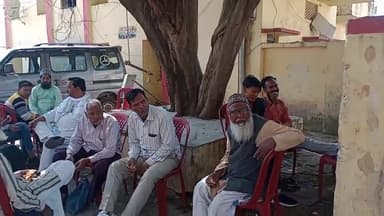 बीसलपुर: आज 19 लावारिस वाहनों की बीसलपुर कोतवाली में होगी नीलामी, कई जनपदों के ठेकेदार नीलामी में हिस्सा लेने पहुंचे