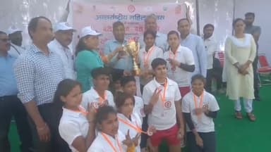 शामली: उधम सिंह स्टेडियम में अंतर्राष्ट्रीय महिला दिवस के उपलक्ष्य में खेलकूद प्रतियोगिता का किया गया आयोजन