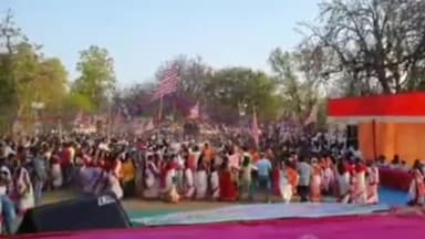 मांडू: हर्षोल्लास के साथ शिबू टोला सरना स्थल कुजू में मनाया गया प्रकृति का पर्व सरहुल