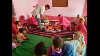 इकौना: मझौवा सुमाल में यूनिसेफ के चीफ जकारी तथा शिक्षा विशेषज्ञ रितिक पात्रा जी के द्वारा  होने वाली गतिविधियों का अवलोकन किया