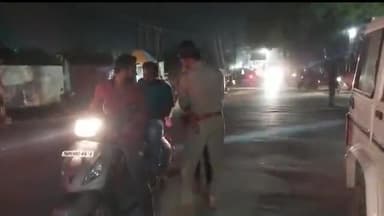 बेतिया: सोवा बाबू चौक लाल बाजार चौक सहित विभिन्न इलाकों में बेतिया एसपी के निर्देश पर विशेष वाहन जांच अभियान।