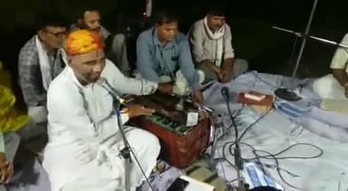 भदोही: लठिया में डीह बाबा स्थान पर दो दिवसीय अखंड रामचरितमानस पाठ का शुक्रवार को किया गया समापन , लोगों ने लिया प्रसाद